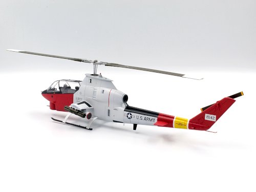 ICM, AH-1G Arctic Cobra US Helicopter, 1:48