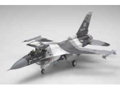 Tamiya F-16C/N Aggressor / Adversary