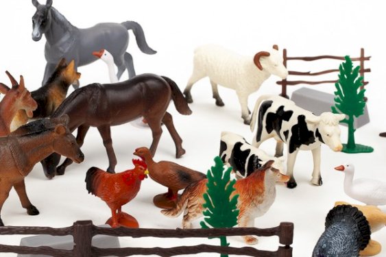 Animal Planet, bondegårdsdyr och tillbehör, 30 delar